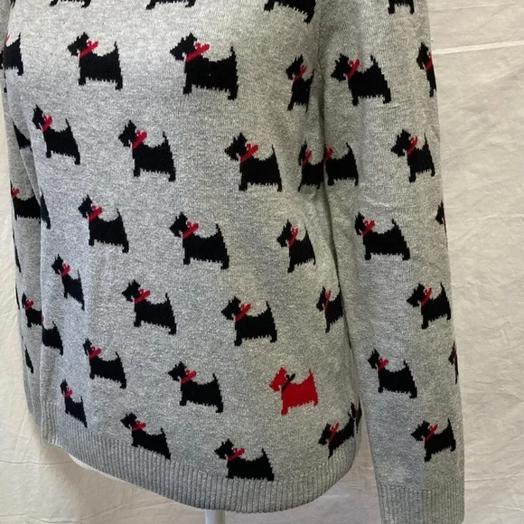 Charter Club PETITE Gray Sweater with Black Scottie Dog Pattern - Picture 1 of 9